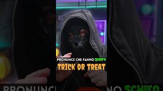 La pronuncia segreta in truck or treat inglese halloween pronunciainglese english [upl. by Namhcan67]