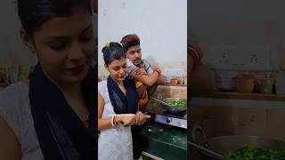 Roushan rohi sabji bana rahe hai roushanrohi trendingshorts viralshort newstatus [upl. by Nellahs]