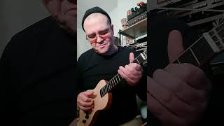 How To Riff  Ukulele ukulele fingerstyle [upl. by Macmullin912]