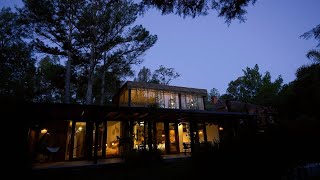 Casa entre los árboles Arquitectura y naturaleza en perfecta armonía [upl. by Shumway416]