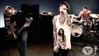 Bring Me The Horizon  It Never Ends Exclusive Performance Yahoo Music [upl. by Devina711]