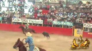 JARIPEO RANCHERO TOROS MATA CABALLOS EN CAPULA [upl. by Norel]