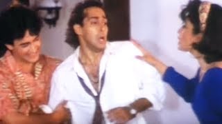 Salman Khan Unable To speak His Heart Out To Raveena Tandon  Andaz Apna Apna  Comedy Scene 1523 [upl. by Nicolette]