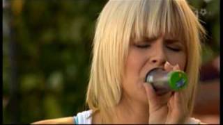 Robyn  Oh Baby Live from skansen  best on allsång evermpg [upl. by Klatt]