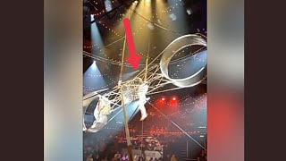 Great Yarmouth Hippodrome Circus acrobat falls from wheel of death  Moment of Circus acrobat fall [upl. by Milson]