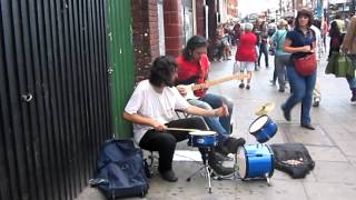 artisti di strada a Camden Town [upl. by Yirinec]