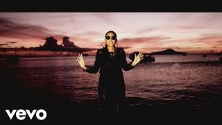 Lynda  Je décolle Clip officiel [upl. by Eibloc]