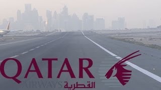 Qatar Airways A320 evening Takeoff from Doha Intl  View of B777 landing and others [upl. by Sellihca470]