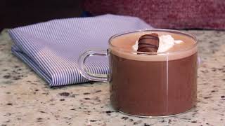 Chocolate caliente con crema de avellana [upl. by Cartwell]