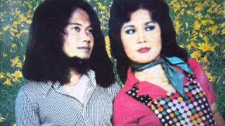 Colak Colek  Rhoma Irama amp Elvy Sukaesih [upl. by Alahc610]