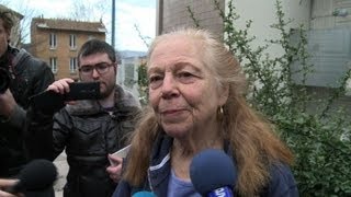 La grandmère sur une grue à Privas est descendue [upl. by Yelac]