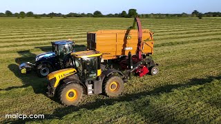 4k Harvest 2023  JCB 4220 Fastrac chopping grass with a Kongskilde FCT 1260 forage harvester [upl. by Christabel]