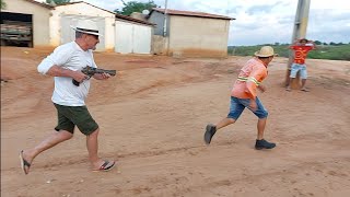 bastidores  Seu António manda cobrar o dinheiro da vaca a Seu Mané [upl. by Amirak]