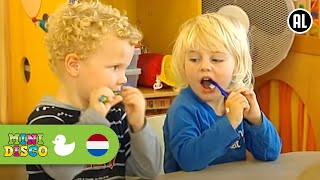 POETS JE TANDEN  Kinderliedjes  Kinderdagverblijf  Minidisco [upl. by Siddra]