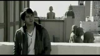 Luis Fonsi  Aunque estés con él Music Video [upl. by Yseulte]