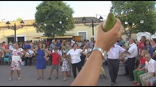 Una fruta tan dulce como la pera convertida en la gran protagonista de un baile [upl. by Leia]