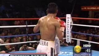 Marco Antonio Barrera vs Eric Morales [upl. by Eatnahs]