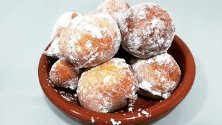 Gogosi cu lingura in 10 minute  Bollos en 10 minutos  10 minutos donuts recipe [upl. by Mirna]