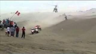 HUMMER ROBBY GORDON INCREIBLE DAKAR ESPECTACULAR EN PISCO DAKAR PERÚ [upl. by Yentroc445]