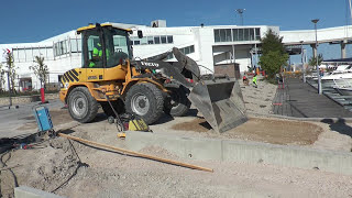 Volvo L30B compact loader working in the harbor 2013 [upl. by Rainwater]