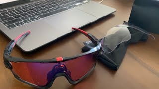 How to replace your Oakley Jawbreaker Lens [upl. by Yrkcaz200]