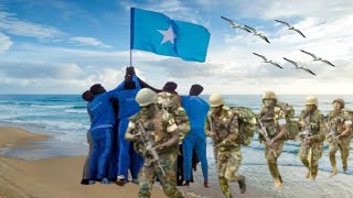 heesta calanka soomaaliya Lyrics  Somali flag song  Somalia flag  qolabaa calankeedu waa ceynoo [upl. by Ynnek425]