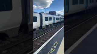 Thameslink coming into Haywards Heath for Brighton [upl. by Barde]