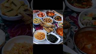 살다 살다 이렇게 잘나오는 백반집 처음 봅니다 반찬구성 완벽하다는 줄서서 먹는 식당 Korean street food [upl. by Nestor]