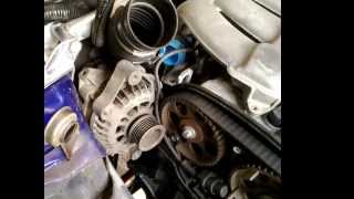 Opel Tigra X16XE  wymiana alternatora [upl. by Semela]