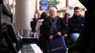 Cédric Tiberghien en gare de Strasbourg 1415 [upl. by Ahsinelg]