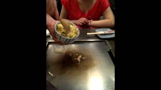 Okonomiyaki Japanese street food how to make Demo in Shinjuku restuarant Tokyo Japan [upl. by Acinnor]