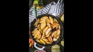 Baked Apple Slices with Brown Sugar and Cinnamon [upl. by Meurer]