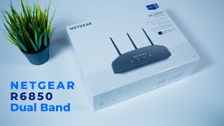 Netgear R6850 AC2000 Router Review  Dual Band Gigabit Router  24Ghz and 5Ghz 2000 MBPS Support [upl. by Elokkin521]