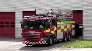 Moulton CARP and Pump Turning Out with LIGHTS  SIRENS  Northants Fire [upl. by Martie674]