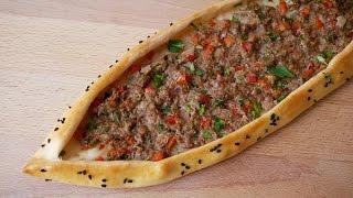 Pide mit Hackfleisch Rezept  Pide with Ground Beef Recipe  ENG SUBS [upl. by Nikoletta]