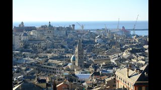 Il Centro Storico di Genova visto da Castelletto [upl. by Cirenoj889]