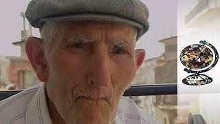 Whats the Secret Behind Sardinians Longevity 2003 [upl. by Chaffinch]