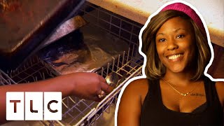 Cheapskate Uses Her DISHWASHER To COOK Lasagna  Extreme Cheapskates [upl. by Refitsirhc114]