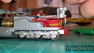 How to disassemble Athearn Genesis Trucks\wheel sets [upl. by Eek]