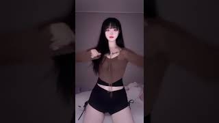 날 보면 떠오르는 색깔은🥰trending shortvideo instagram [upl. by Cort]