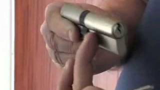 Replacing a uPVC Door Mechanism [upl. by Ludovick]