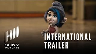 Smurfs 2  International Trailer [upl. by Ettennil]