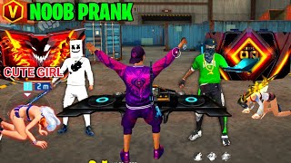 Noob Prank With Random Wolrdchat Hip Hop Girl 😤 V Badge आ Gya सामने 😱 Garena Free Fire 🔥 [upl. by Leakcim416]