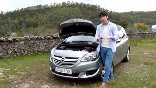 Prueba Opel Meriva  ActualidadMotor [upl. by Latsyk]