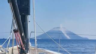 Stromboli volcano eruption 2019 live video from SY GIOIA Solaris One 44 Eruzione Stromboli 2019 [upl. by Pantin341]