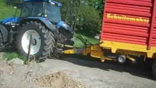 Ensilage dherbes herens [upl. by Iridis]