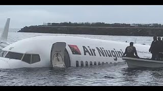 Avión cae al mar en Micronesia y pasajeros salen ilesos del accidente [upl. by Ahsiled]