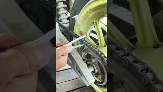 an easy way to lubricate a motorcycle chain [upl. by Hnil]