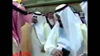 فيديو قديم  الملك عبدالله يمازح عبدالرحمن بن سعود  رحمهم الله [upl. by Adachi163]