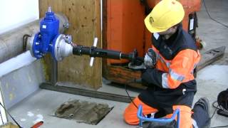 HOT TAPPING WITH TONISCO B30 USING FLANGED WELDABLE TEE AND FLANGED GATE VALVE [upl. by Elva]